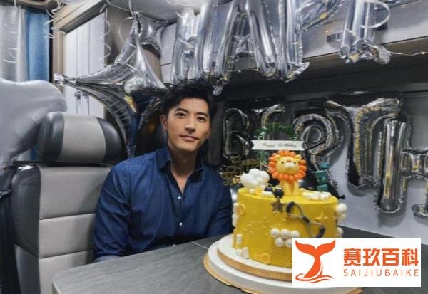 娜扎被爆跟徐开骋没分手,工作室辟谣,网友称大家尊重祝福就行了