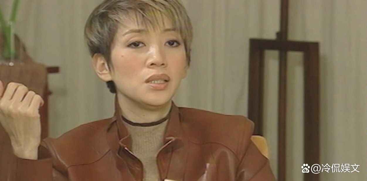 梅妈曝梅艳芳去世内幕，透露其并非因癌症死亡，而是患上了抑郁症，咋回事？