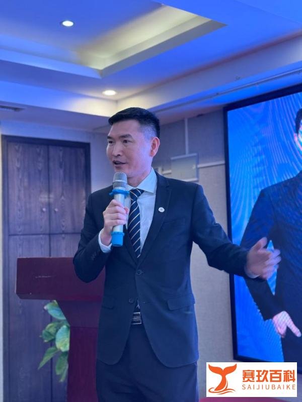 洪树涌律师担任浙江杭州桐庐法律文化游学主讲人