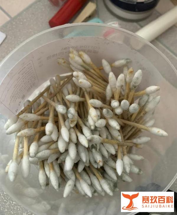 空气湿度99%有多狠?网友晒出“回南天”离谱状况,看薯片就懂了