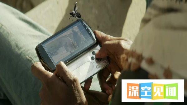 7年前,索尼推出了一款超前的掌上神机Xperia PLAY