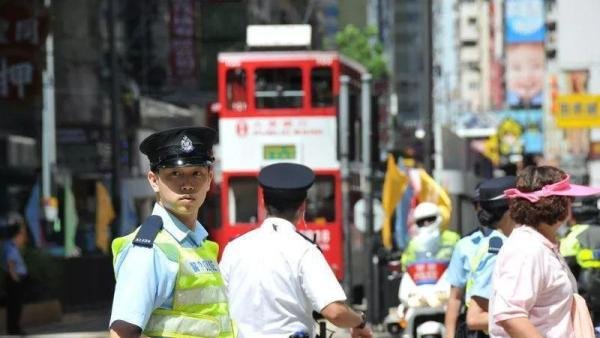 你知道香港辅警待遇吗？辅警天花板的存在