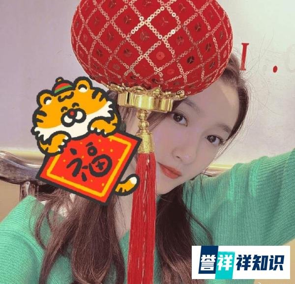 明星晒年夜饭：张艺兴丰盛，肖战下饭，于正太豪华，岳云鹏接地气