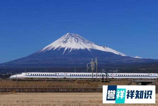 历史上的今天：日本历史上首次用文字记录了富士山的火山喷发
