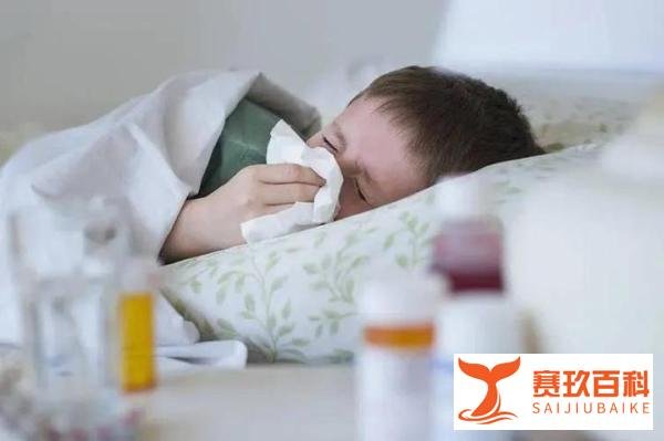 女生肺叶变白妈妈拒住院:耽误功课,吃点退烧药就回去上课!