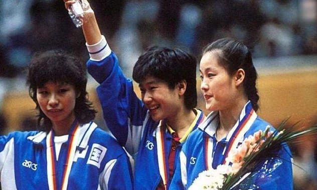 曾经的国乒冠军何智丽和焦志敏嫁到国外后,如今怎么样了呢?