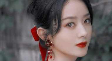 赵丽颖逛街被男子强行搭讪,明星遇到这种事一般是如何处理的?