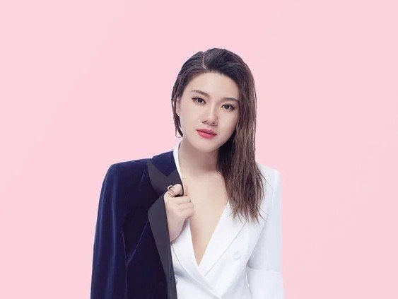 我知道你还在这座城市里是什么歌